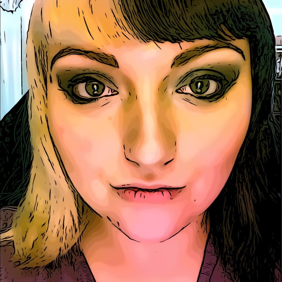 Meet your Posher, Shawna - Picture 1 of 1